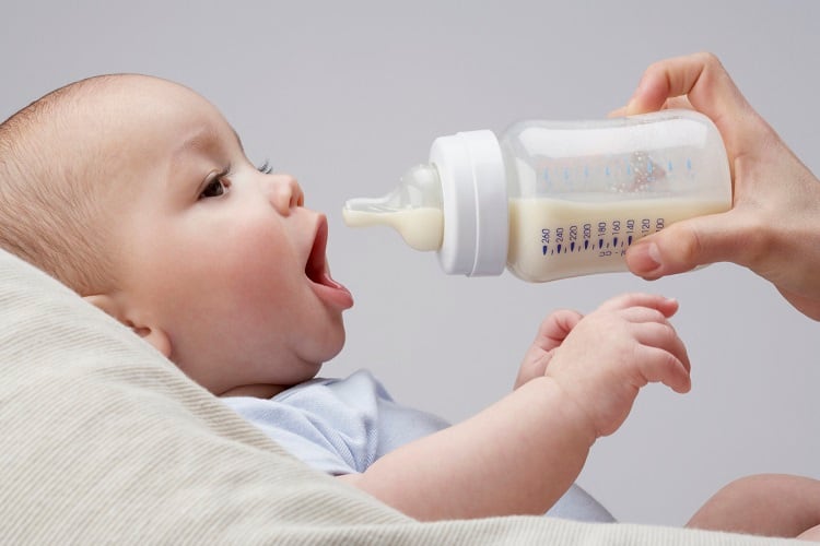 Breastmilk-antioxidant-levels-increase-when-extra-virgin-olive-oil-is-consumed-during-pregnancy-study.jpg