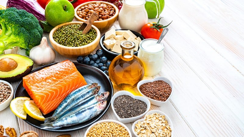 Food-system-transformation-needs-greater-focus-on-tech-tradition-combos-and-the-potential-of-aquatic-foods.jpg