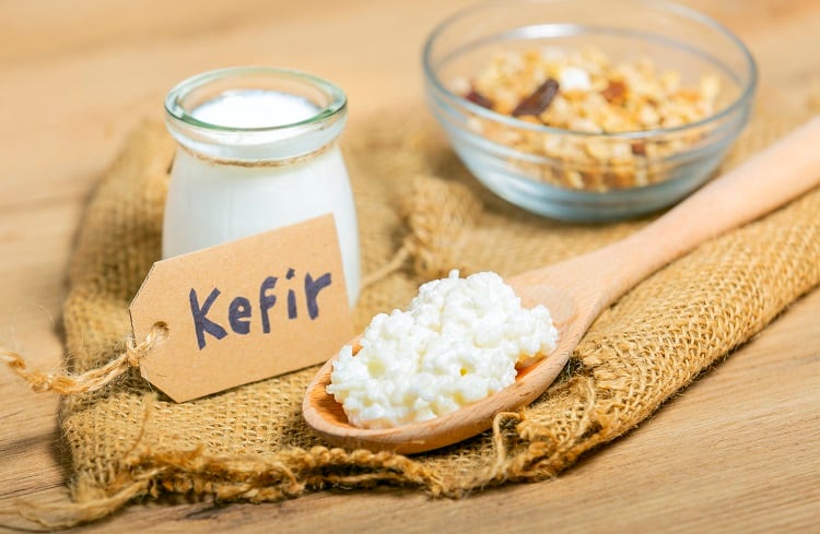 Kefir-GettyImages-minoandriani.jpg