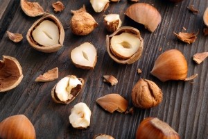Hazelnut nuts -wideonet