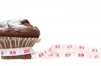 Diet_muffin_tape measure_weight_fat_istock