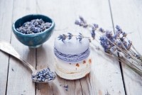 floral, flower flavour, lavender, macaron, pastry, cake Droits d'auteur  letterberry