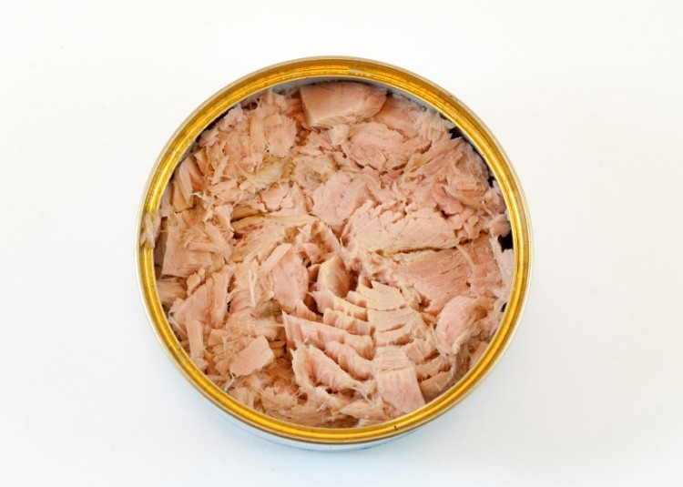 Tuna recalled due to leaking cans