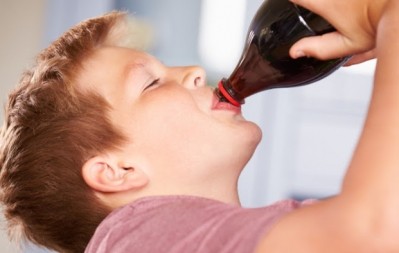 Children are more likely to be influenced to choose unhealthy drinks with their name on it than personalized healthy drinks, researchers say. ©iStock/monkeybusinessimages
