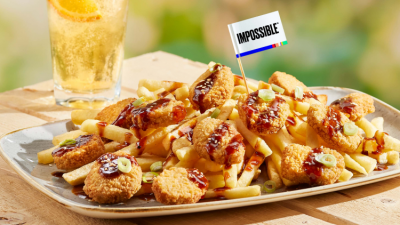 (Plant-based) Impossible chicken and chips at Hungry Horse, a chain of pubs owned by Greene King. Image credit: Impossible Foods