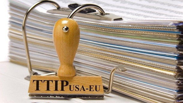 Will TTIP leave European consumers unhealthier and out of pocket? A European Commission-backed draft report seems to suggest so. © iStock