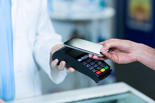 Contactless and cashless payment will continue to grow in popularity in 2017