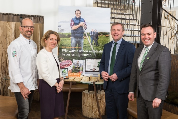 Agriculture minister Michael Creed (centre) launched a €1m Irish beef campaign in Germany