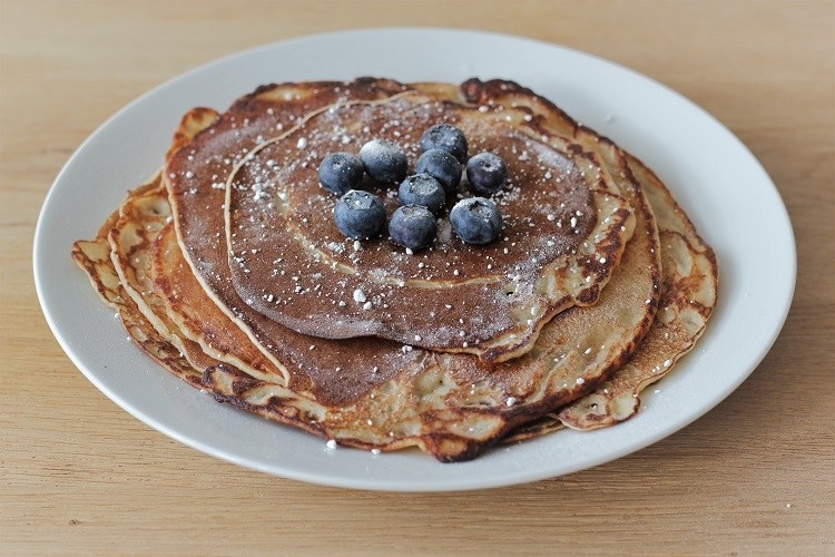 fumi pancakes where eggs are replaced with yeast protein