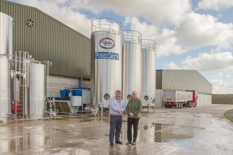 UK-oat-miller-Glebe-Farm-achieves-best-in-class-carbon-emission-figures_wrbm_large