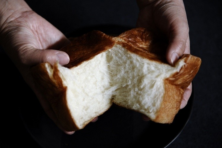 Kerry's naturally sourced soluble dietary fibre ingredient is designed to boost the fibre content of white bread products. Pic: GettyImages/mstwin
