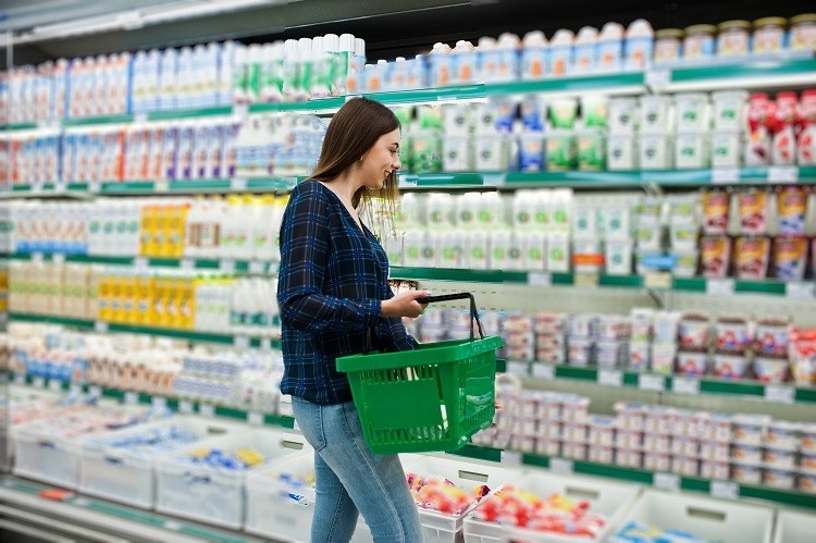 FoodNavigator shares insights from three dairy brands that have taken the leap into plant-based. GettyImages/ASphotowed