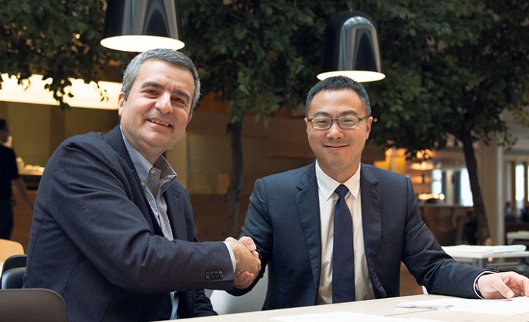 Luca Crisciotti, CEO DNV GL - Business Assurance (left) + Sunny Lu, CEO VeChain