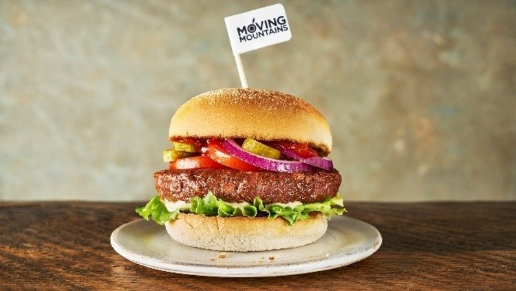 Jan Zandbergen becomes the first European supplier of Moving Mountains’ plant-based burger