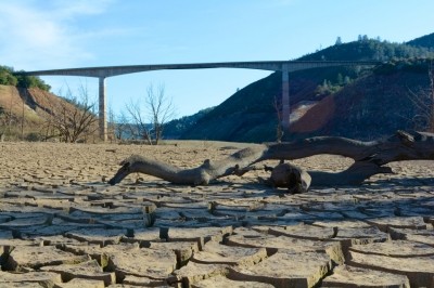 'There are few — if any — countries in the world that don’t need to make changes,' warned the report. Above: The New Melones bridge during the California drought. © iStock / Sherron L. Pratt