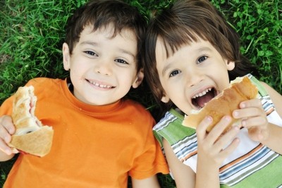 Italian consumer watchdog is warning parents not to give children products that contain palm oil due to carcinogenic contaminants. © iStock.com