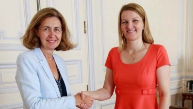 Dr Monique Éloit (left) signed the deal with Mari Kiviniem (right) in Paris