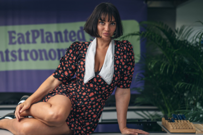 Gizzi Erskine and Eatplanted collaborate to challenge perceptions about plant-based products / Pic: Eatplanted 