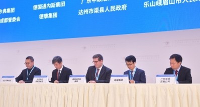 Tönnies and Dekon sign the memorandum of understanding for the new project in China