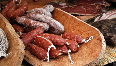 The deal opens the Chinese market to fresh meat and sausages derived from Spanish pork