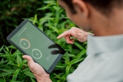 Precision agriculture needs integrated data to work well. Image Source: Getty Images/andreswd 